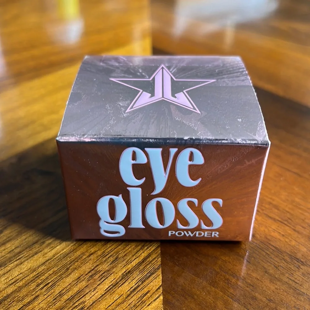 Jeffree Star “PEACH GODDESS” Eye Gloss Powder!